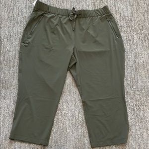 Eddie Bauer Travex Ankle/Capri Pants